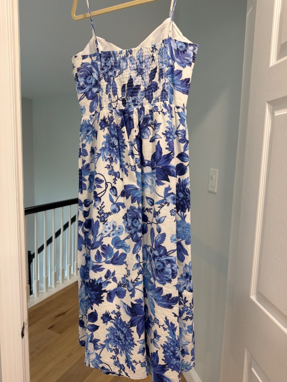Dress - Picture 2 of 3